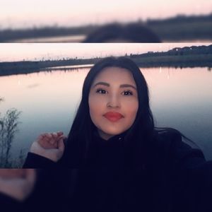 Meet your Posher, Daniela